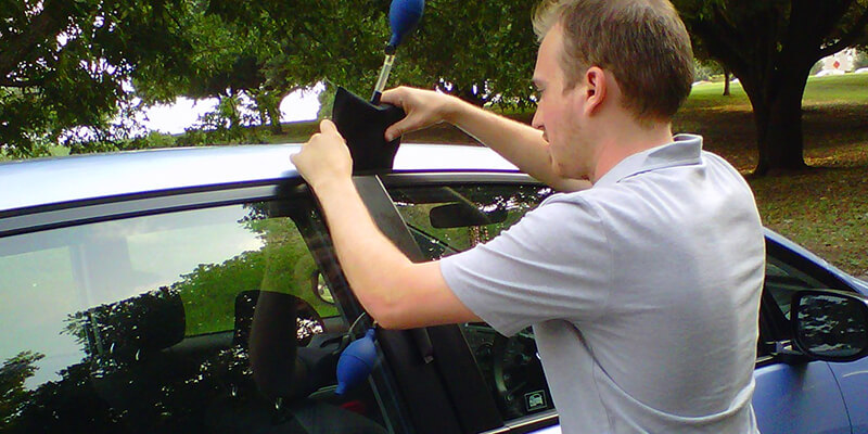 the Dos and Don’ts of Dealing With an Auto Lockout - Pro Keys Locksmith